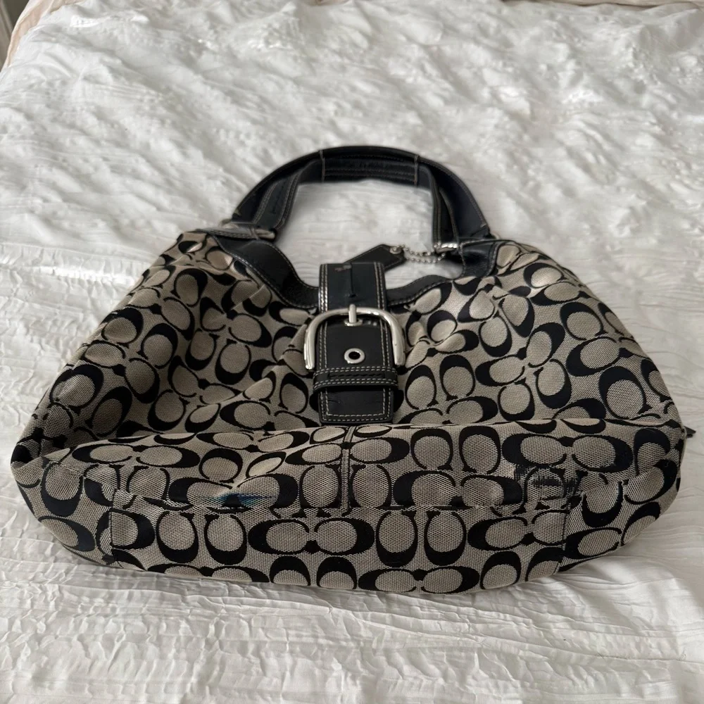 Coach Black and grey Signature Shoulder Hobo - Picture 3 of 9